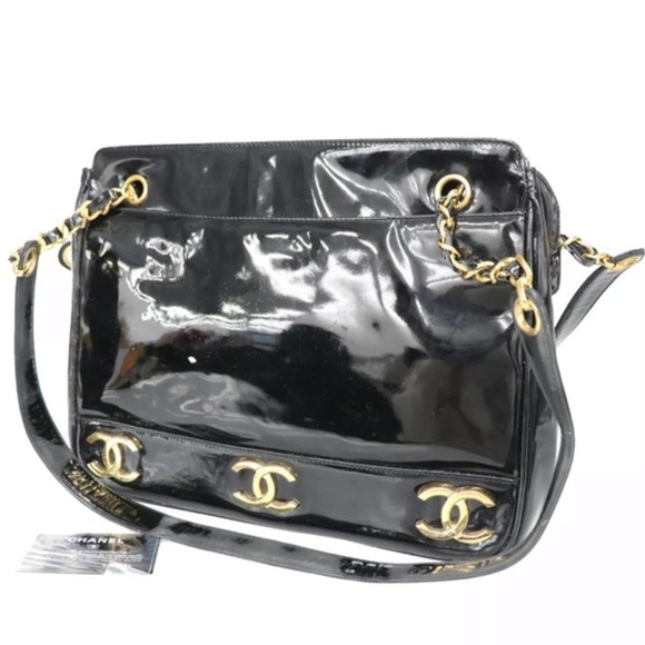 CHANEL Handbags - Chanel Vintage Patent Leather IN GHW